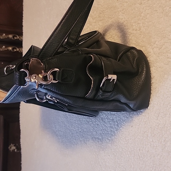 Lady Conceal Black Conceal Carry Satchel - Picture 4 of 7